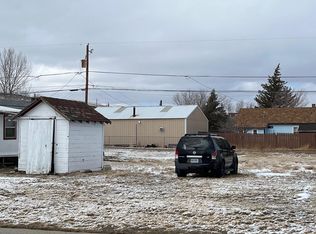 309 E Center St, Rawlins, WY 82301