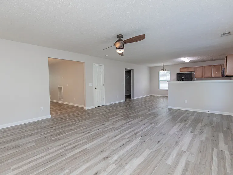 156 Ivy Hill Ln — Photo 23