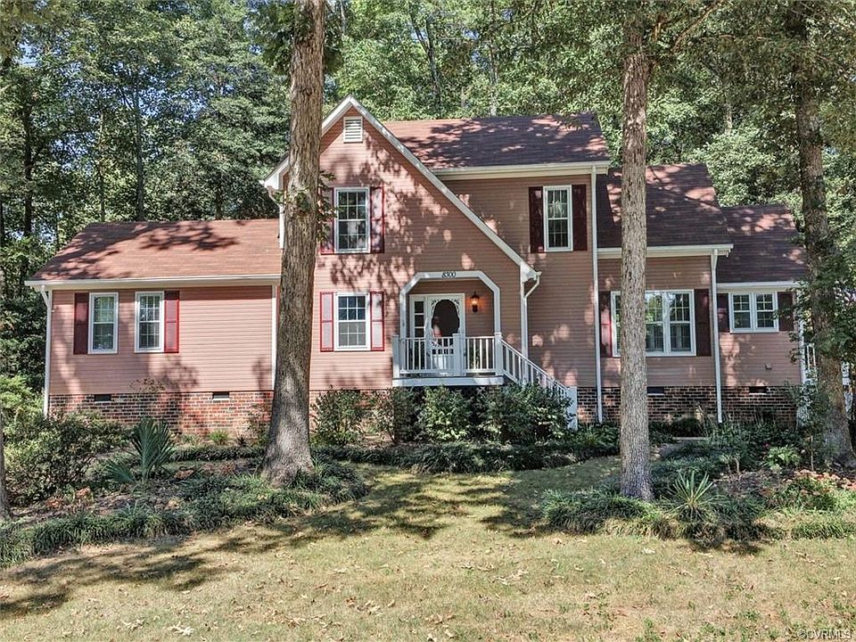 1st image of 8300 Buford Oaks Dr