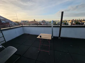 Rented by RELEASE NY