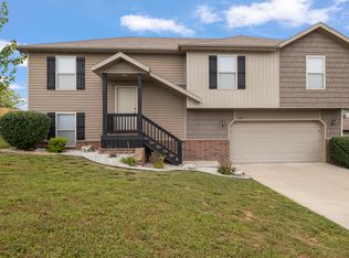 1305 W Hartley St, Ozark, MO 65721