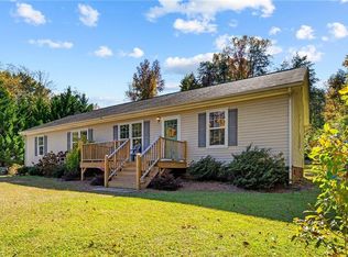 8009 Eastridge Rd, Oak Ridge, NC 27310