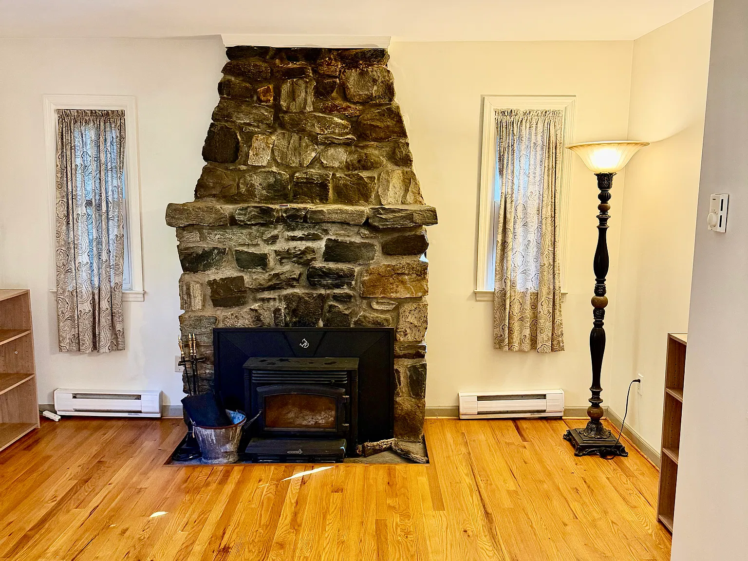 2 bed, $2,850 — Photo 1