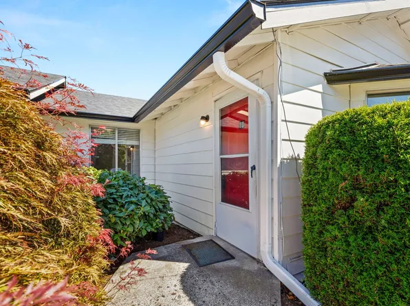 3605 NE 49th St, 3605 NE 49th St APT 10, Vancouver, WA 98661