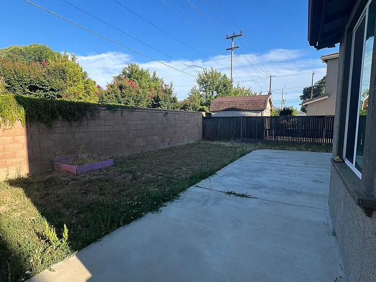 7831 Messara Way — Photo 28