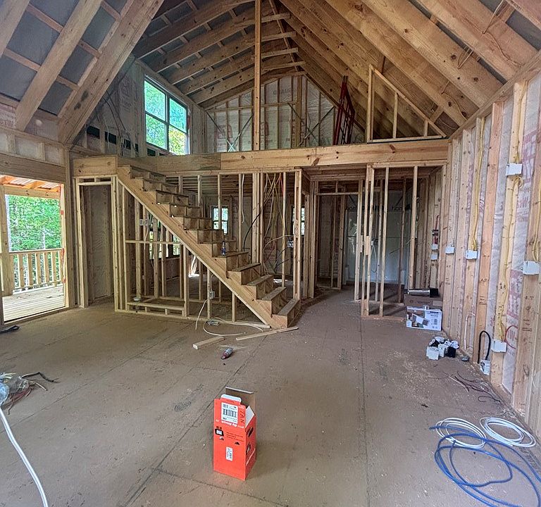 2nd image of 730 Whispering Ridge Dr
