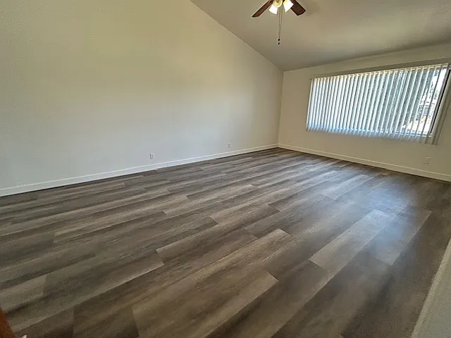 4584 Olive St — Photo 18