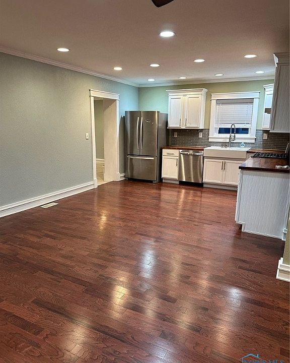 2960 S Crissey Rd, Monclova, OH 43542 Zillow