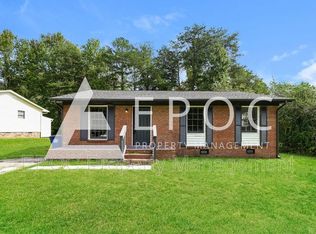 3813 Pembrooke Rd, Winston Salem, NC 27106