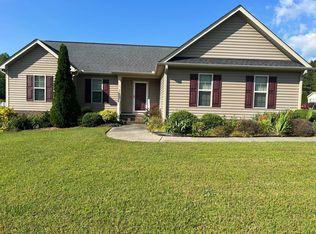 176 W Waycliff Rd, Henderson, NC 27537