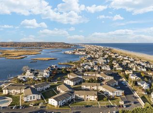 76 Wharfside Dr, Monmouth Beach, NJ