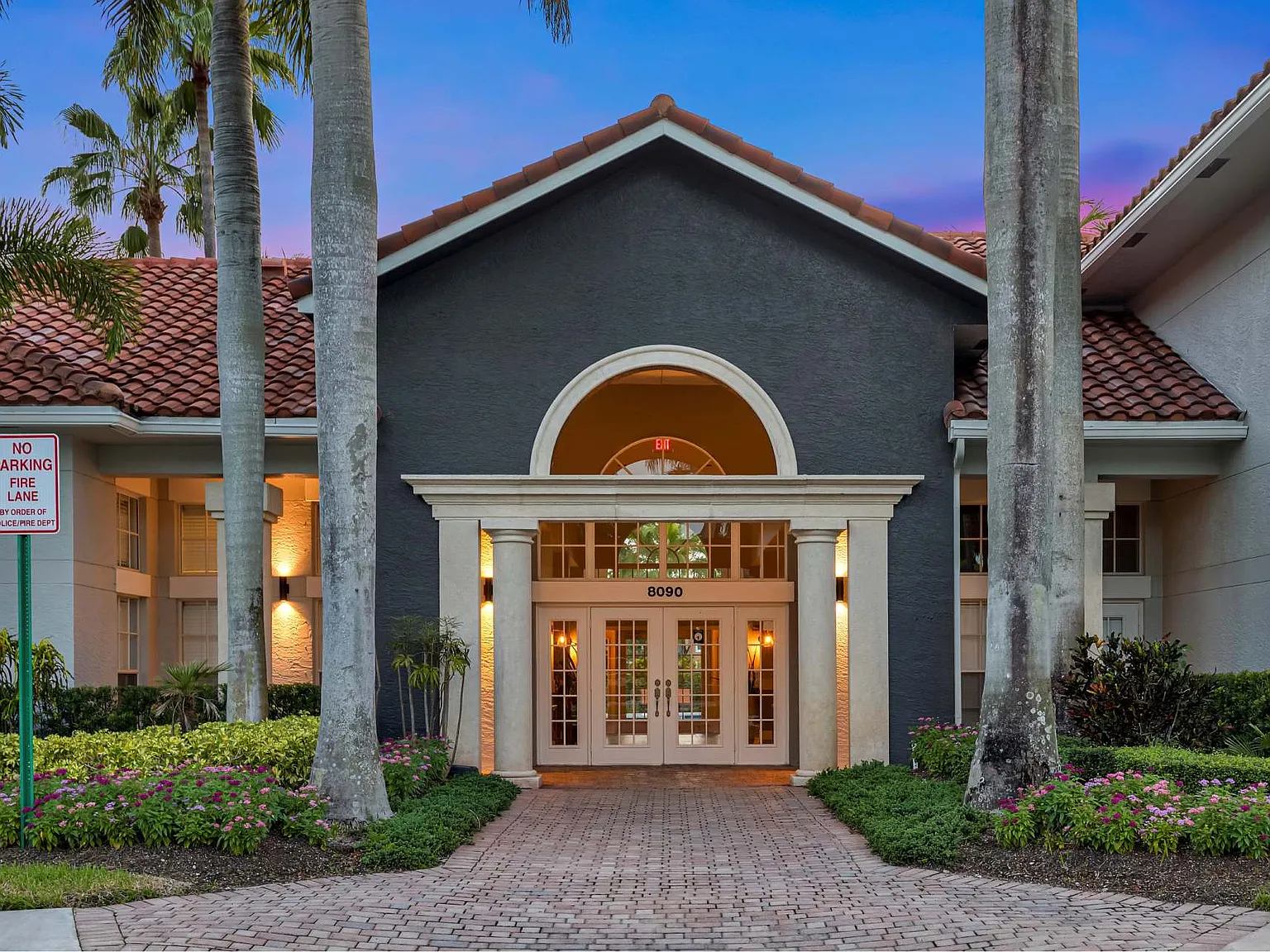 Coral Vista — Photo 1
