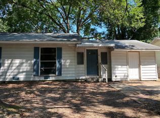 817 Macarthur Ave, Wake Village, TX 75501