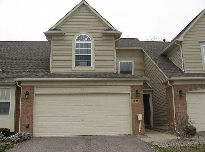 1st image of 5605 Pinehurst Dr
