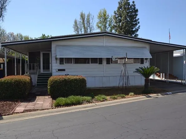 371 Bethel Ave Space 68, Sanger, CA 93657