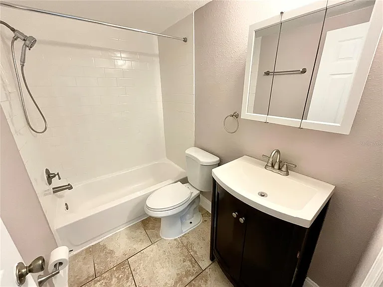 4233 Belle Isle Ct — Photo 15