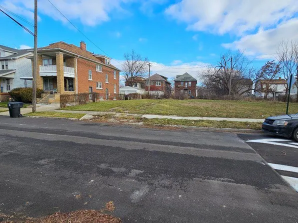 15351 Princeton St, Detroit, MI 48238