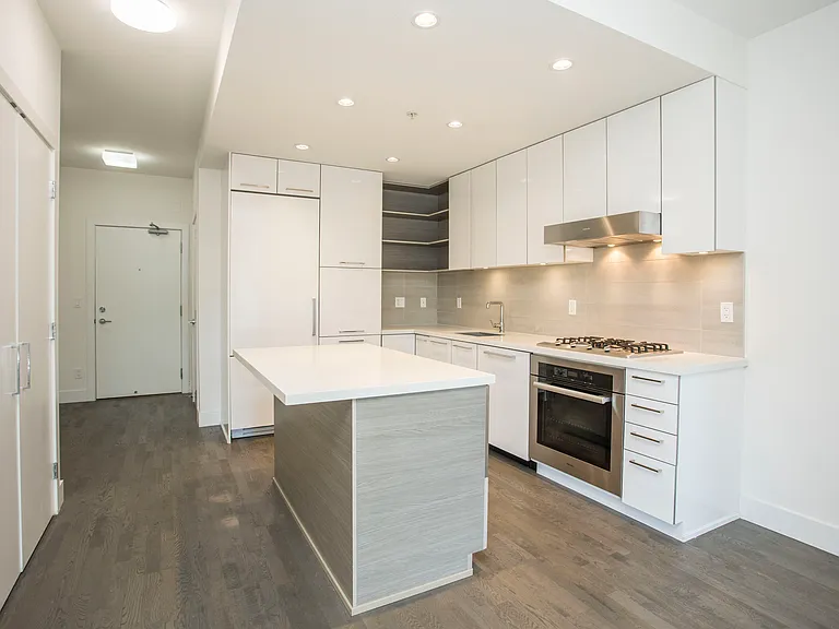 1628 W 4th Ave #213 — Photo 1