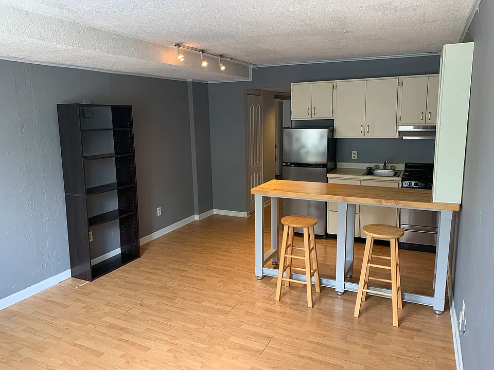 1700 W Clinch Ave #314