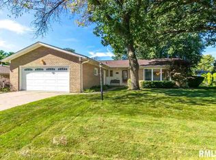 3511 44th St, Moline, IL 61265