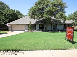 2105 Brookwood Pl, Edmond, OK 73034