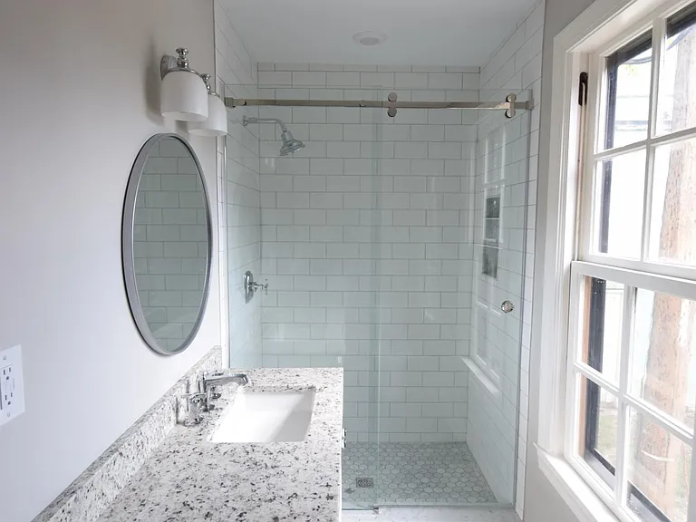 111 Johnson St #B — Photo 10