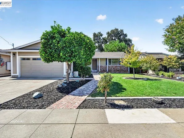 961 Essex St, Livermore, CA 94550
