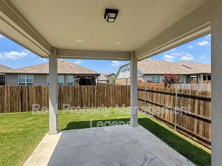 5601 Portola Ln — Photo 27