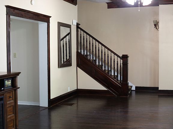 4th image of 540 N Broad St