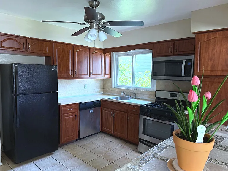 17 Daka Ct #2 — Photo 10