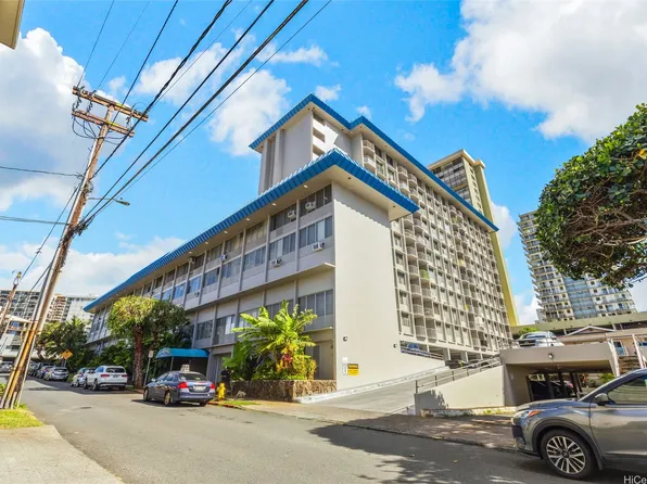1535 Pensacola St APT 801, Honolulu, HI 96822