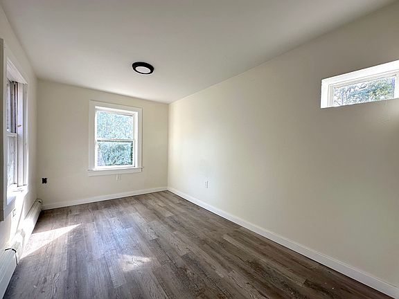5th image of 11 E Parmenter St #3