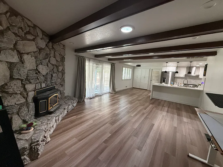 4012 Scotty Way — Photo 4