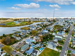 13 1/2 Ocean Ave, Manasquan, NJ 08736