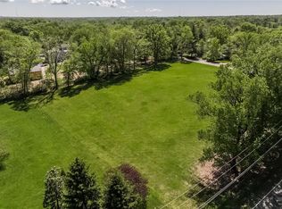 9785 Litzsinger Rd, Saint Louis, MO 63124