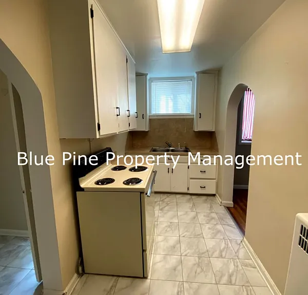 191 S Milton Ave #2 — Photo 5