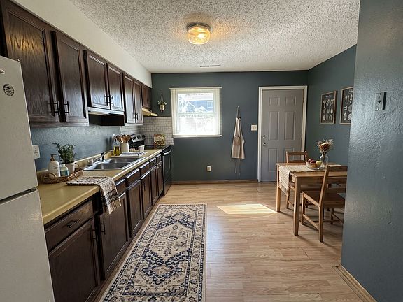 2nd image of 1212 Langley Rd APT 2