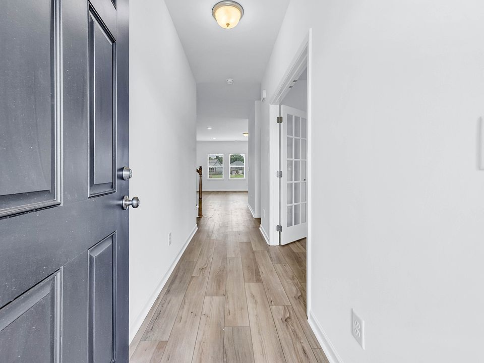 1st image of 1391 English Oak Dr Lot 284