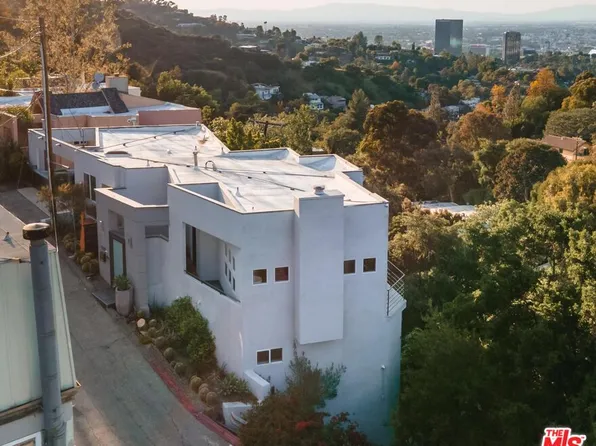 7209 Sunnydip Trl, Los Angeles, CA 90068