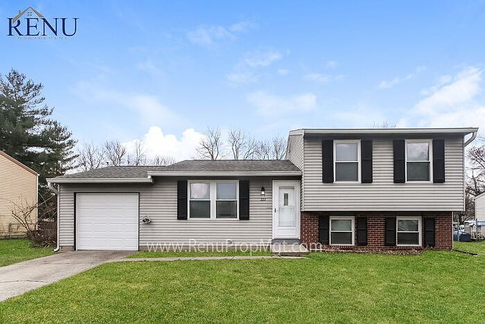 1st image of 222 Fenster Dr