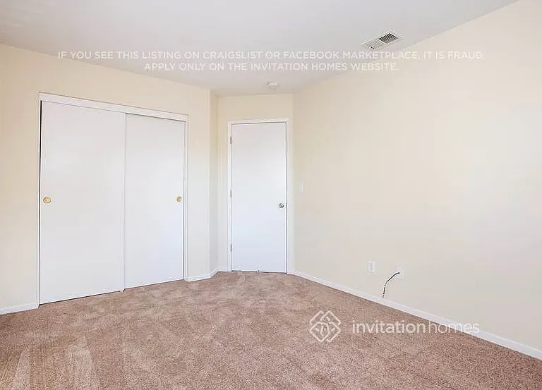 3043 Roadrunner Dr — Photo 12