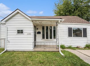 11203 Chalmers Ave, Warren, MI 48089