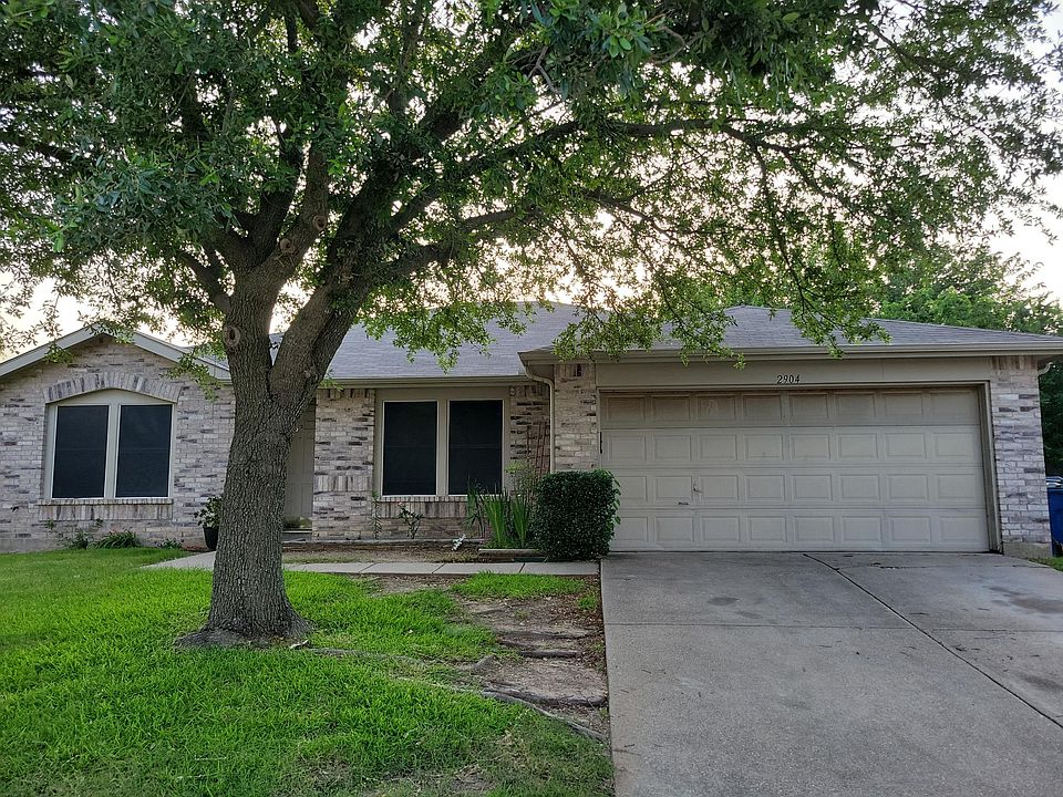 1st image of 2904 Palomino Ct
