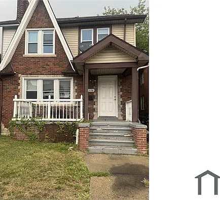 4 bed, 1100 sqft, $1,500 — Photo 1