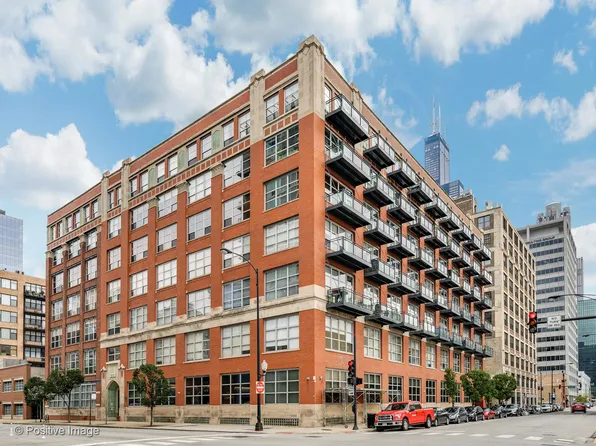 333 S Desplaines St APT 514, Chicago, IL 60661