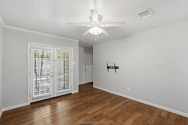 2 bed, 1.5 bath, 1088 sqft, $1,350 — Photo 4