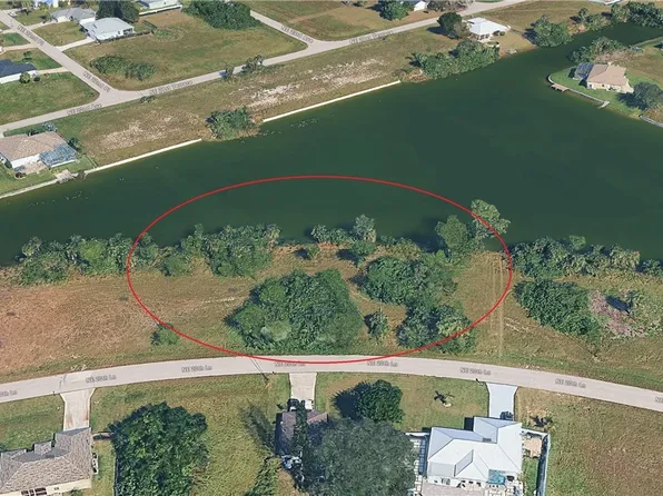 2133 NE 20th Ln, Cape Coral, FL 33909