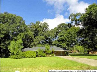 9583 Meadowdale Dr, Baton Rouge, LA 70811