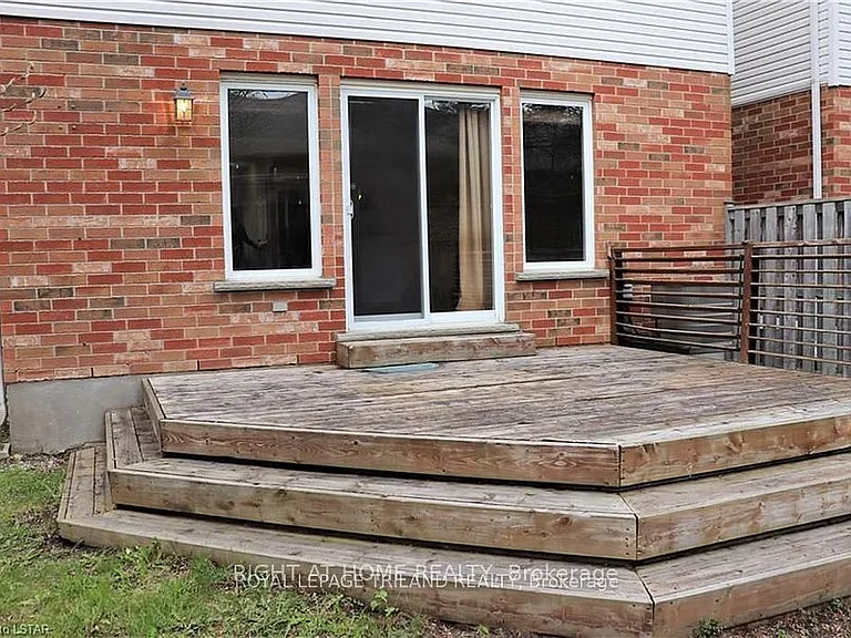 709 Silversmith St — Photo 14