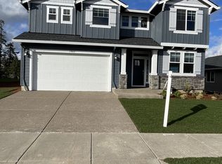 1025 Paul St #HS-6, Mount Angel, OR 97362